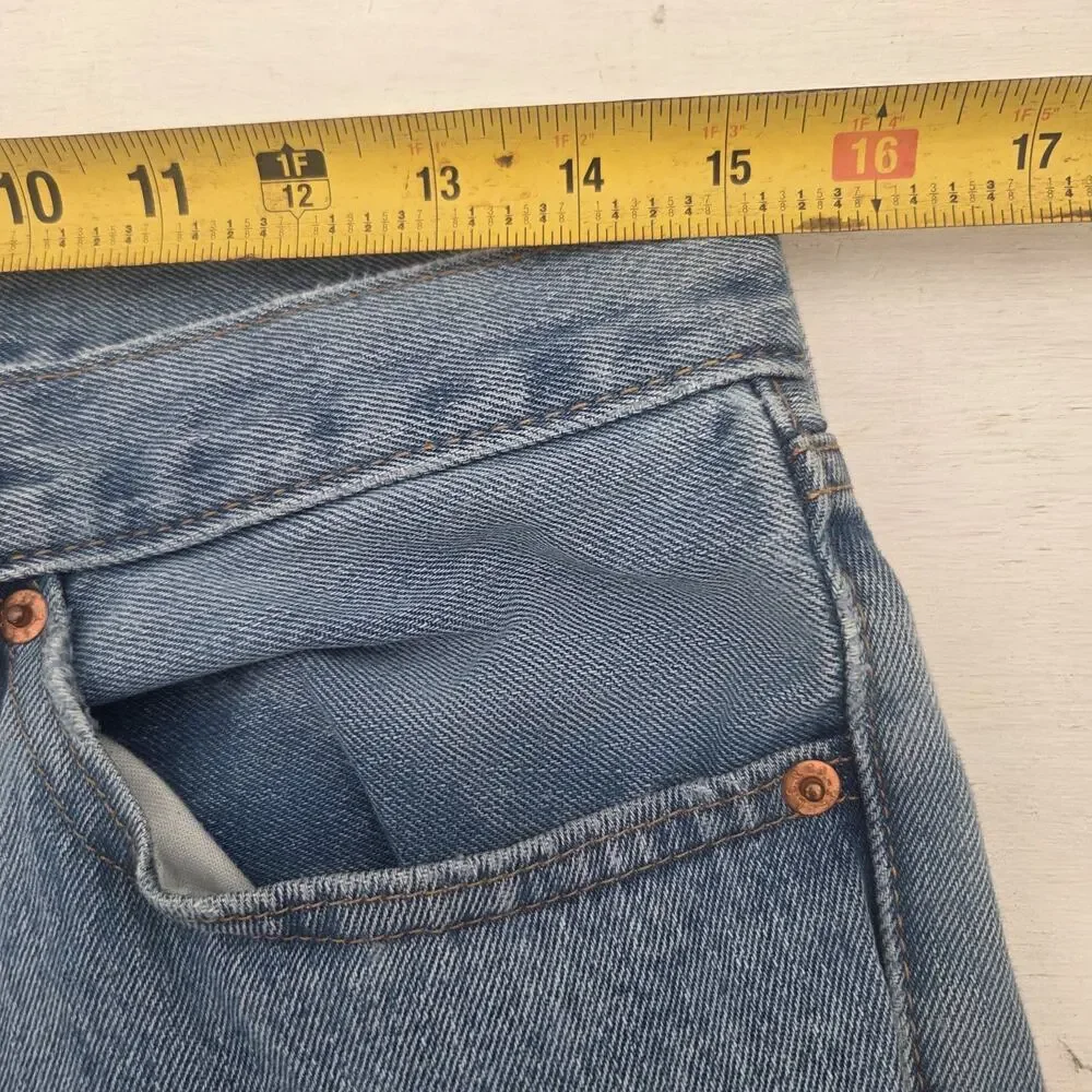 Levis 505 Jeans Mens 31x30 Blue Straight Leg Medium Wash Denim Pants Distressed